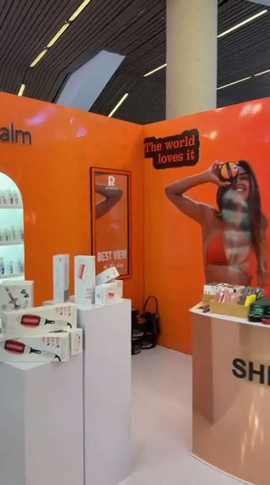 Byrokko — Beauty brand stand