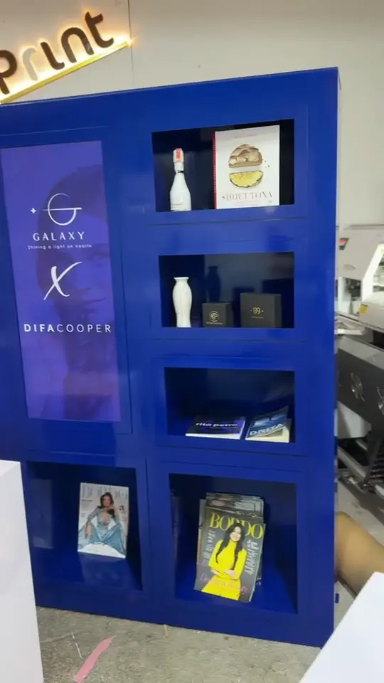 My Point — Display shelving